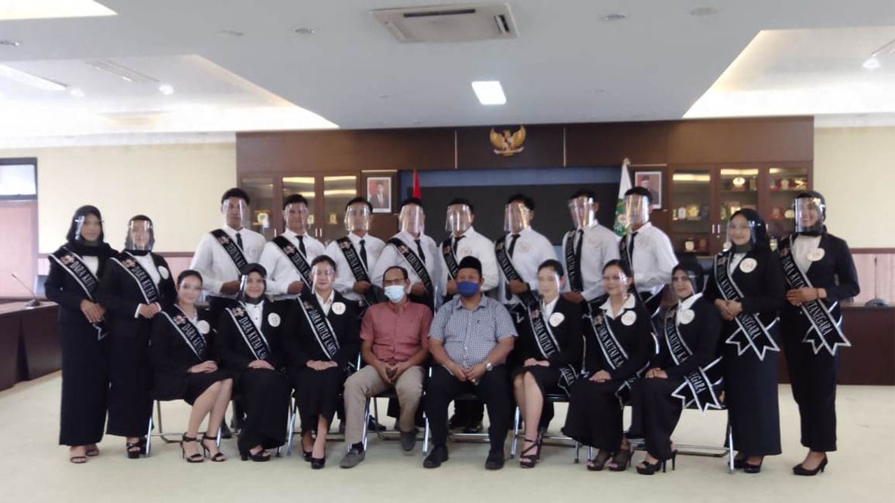 Abdul Rasid Terima Audiensi Para Finalis Teruna Dara Kukar Tahun 2021