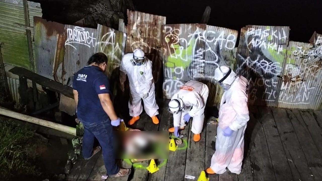 Jasad Dengan Luka Tusuk di Dermaga Mahakam Square