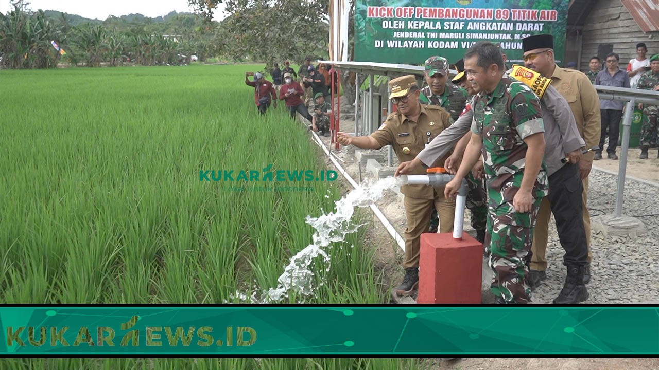 KSAD Jenderal TNI Maruli Simanjuntak Resmikan Sumur Bor Tenaga Surya di Desa Sumber Sari