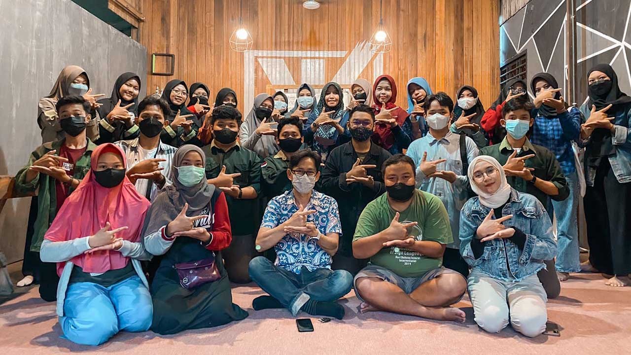 Komunitas Kaliya Buka Kelas Bahasa Isyarat