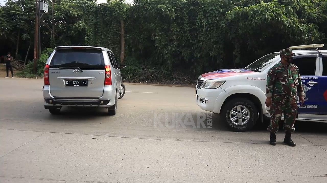 Puluhan Kendaraan Disuruh Balik Arah