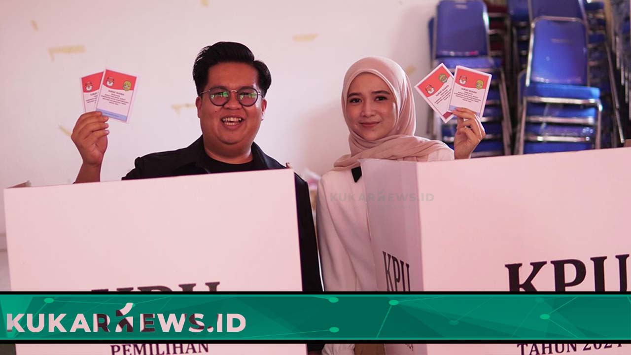 Rendi Solihin Mencoblos di TPS 08 Kuala Samboja