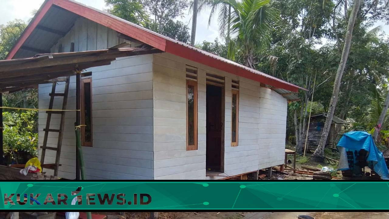 Warga Bersyukur Rumahnya Sekarang Layak Huni